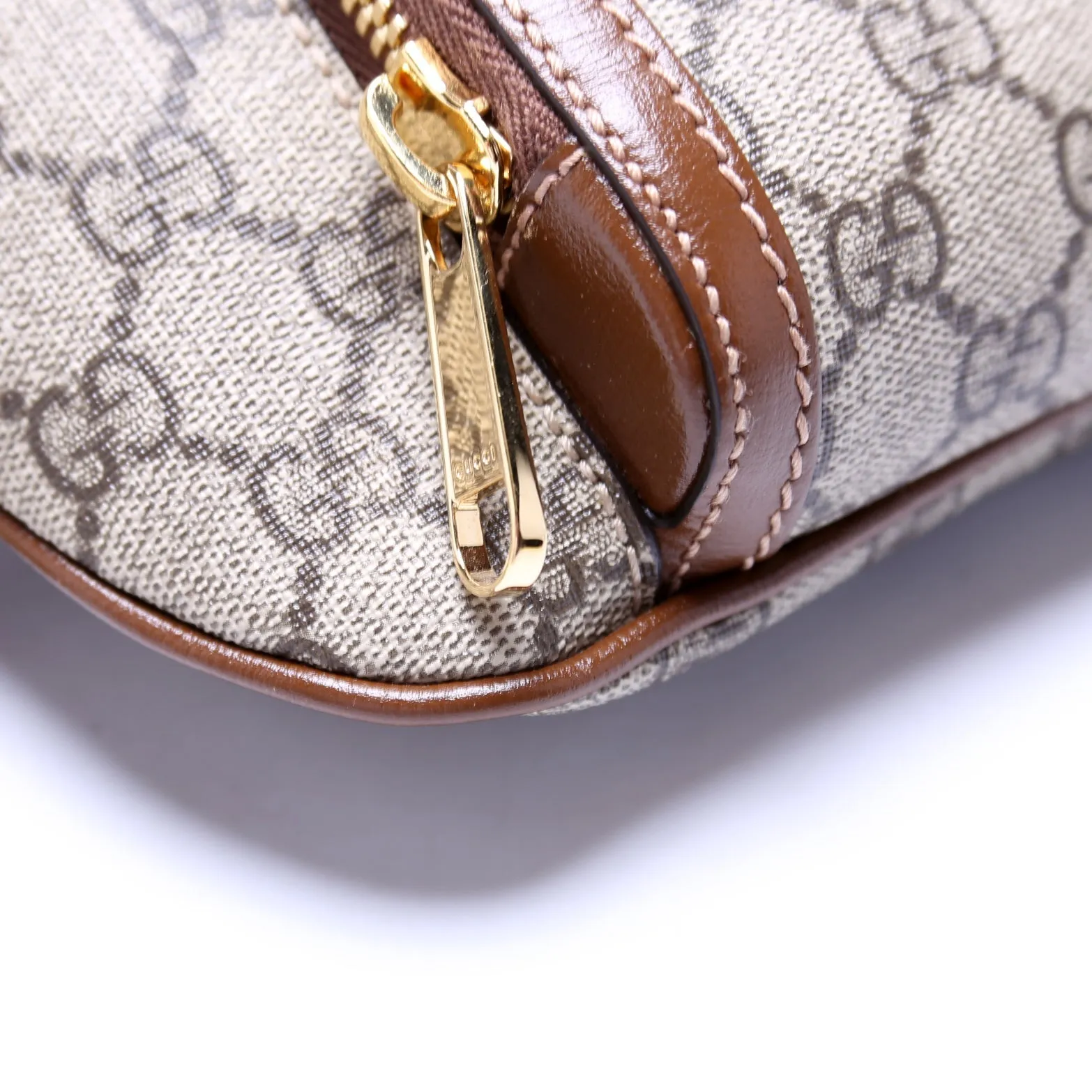 733240 Gucci Supreme Interlocking Gucci Large Belt Bag