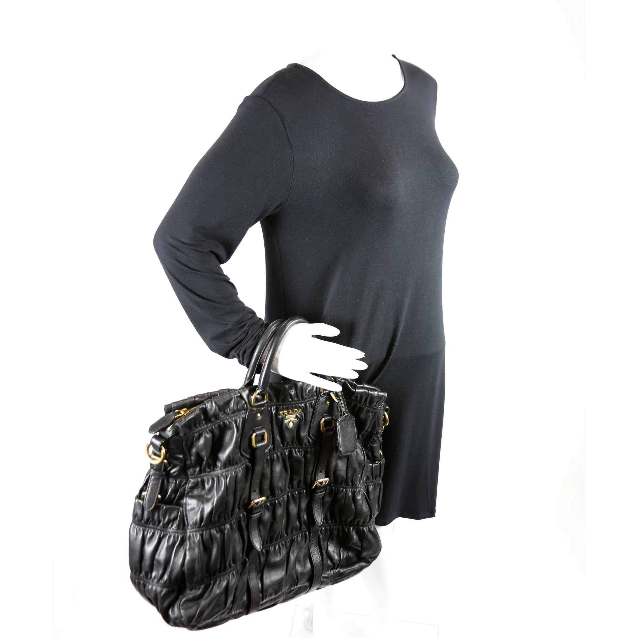 BN1335 Nappa Guafre Large Shoulder Bag