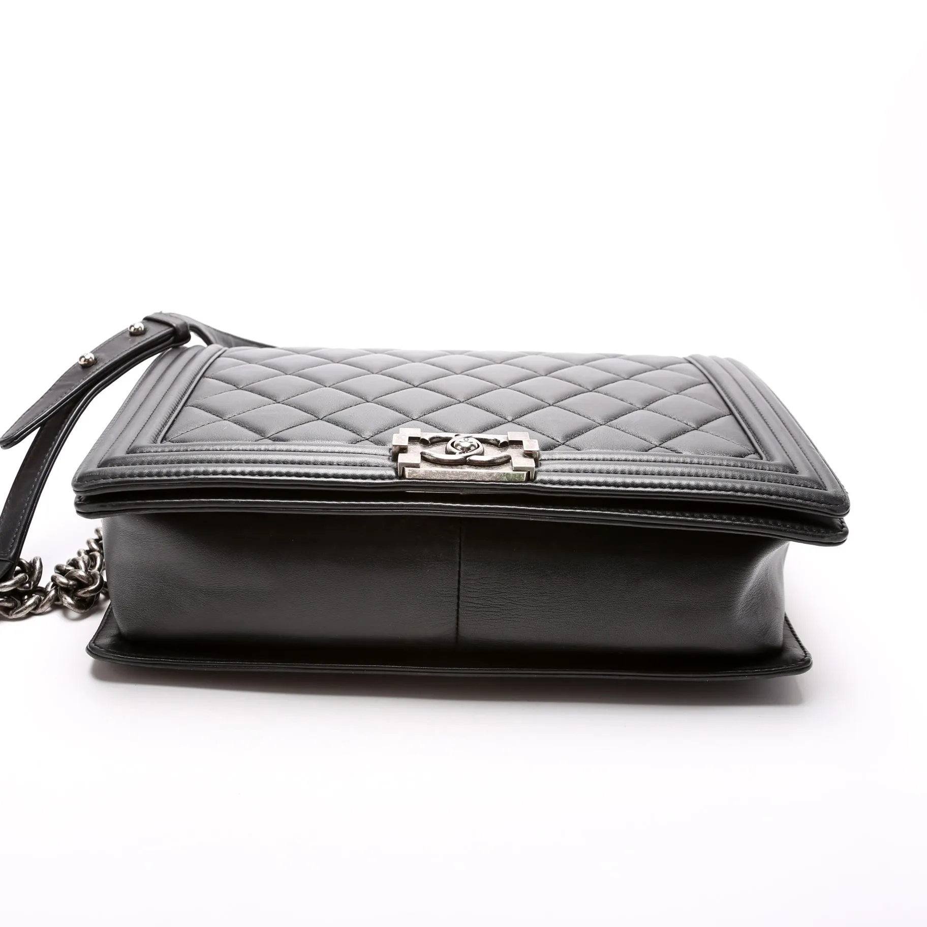 Boy Flap Large Lambskin 19M