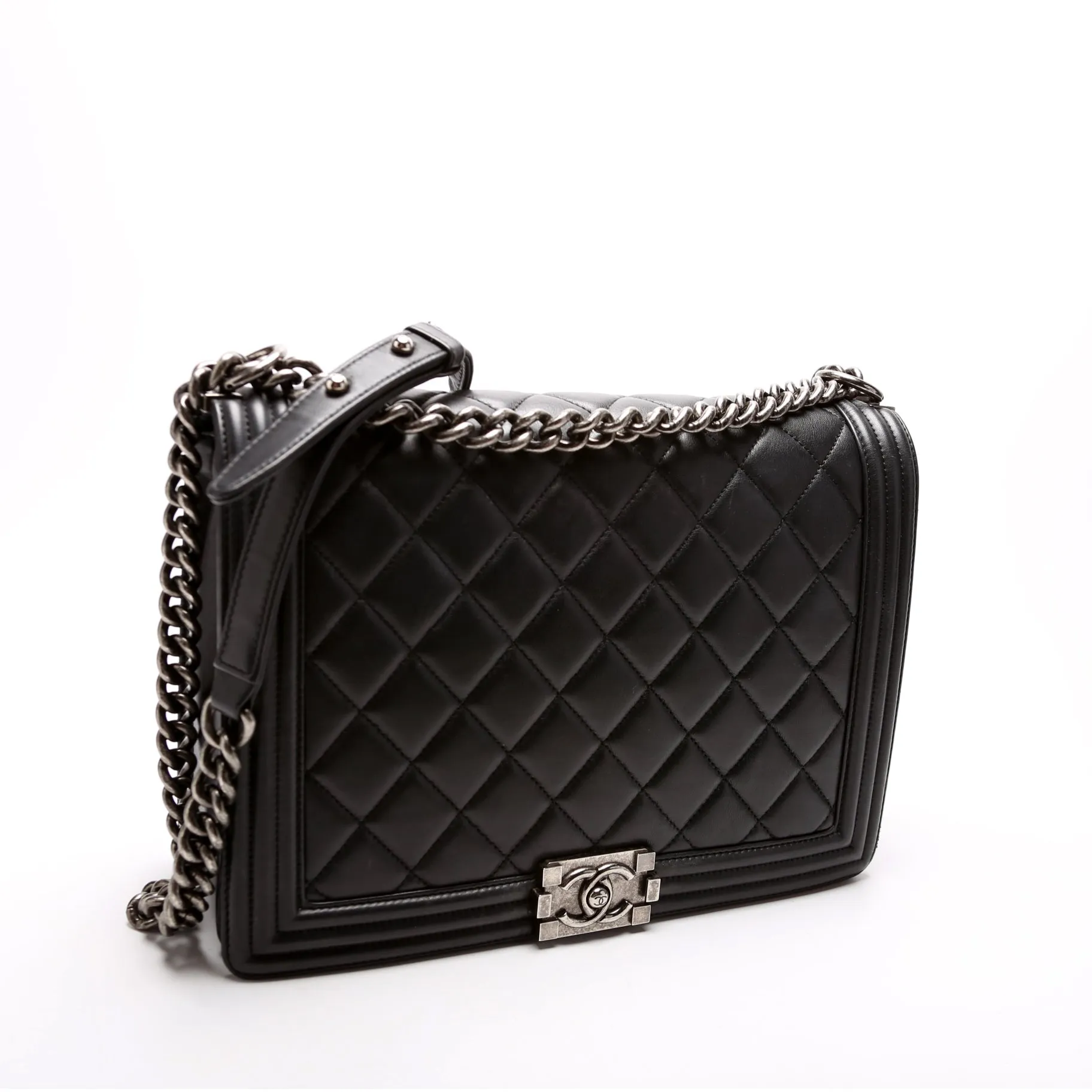 Boy Flap Large Lambskin 19M