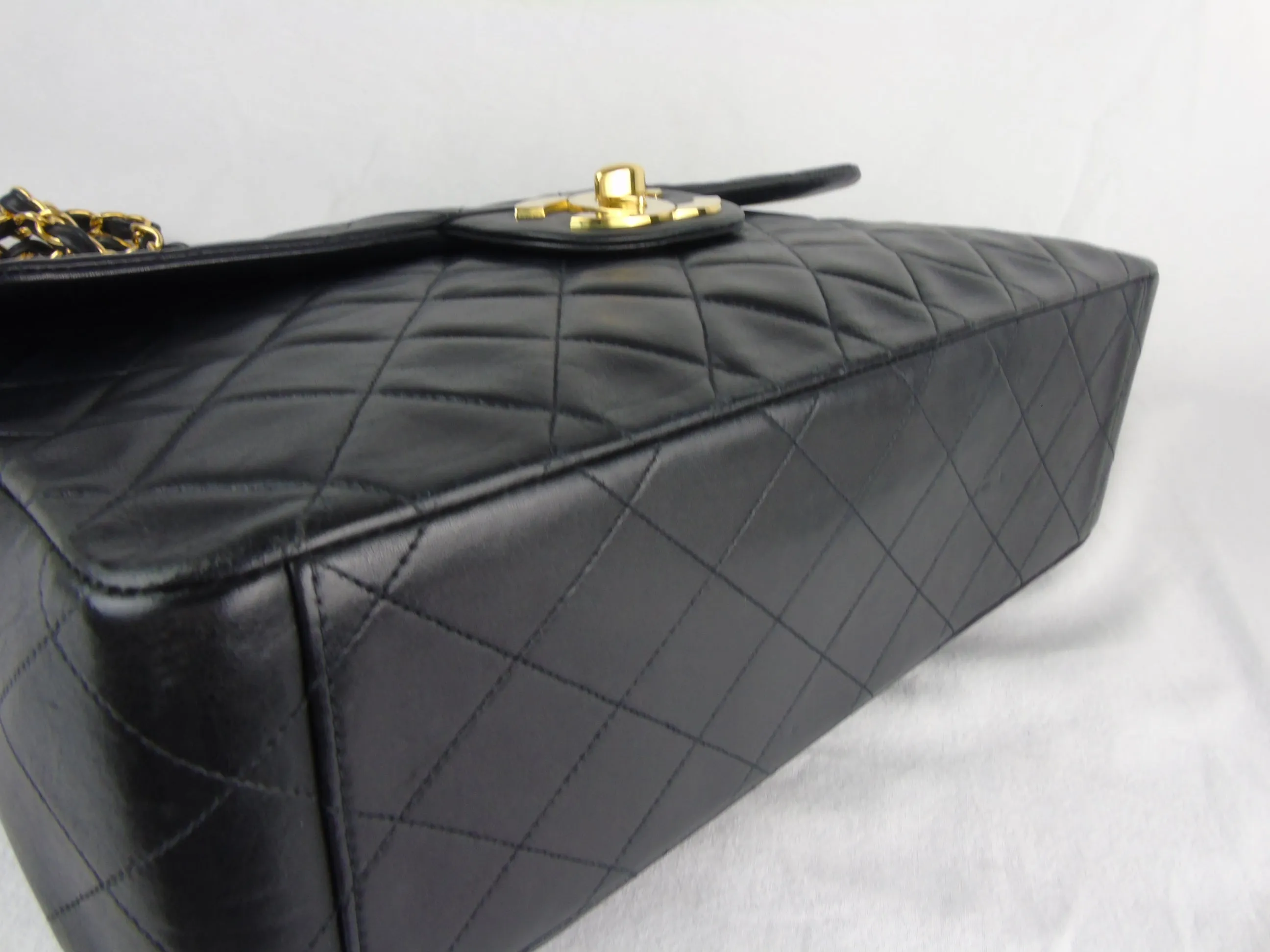 CHANEL Classic  'Jumbo XL' (Maxi) 2.55 Flap bag Black Leather - vintage