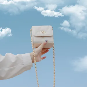 Chic Chain Crossbody Bag